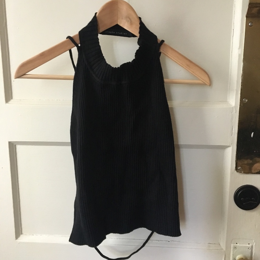 Backless mock neck